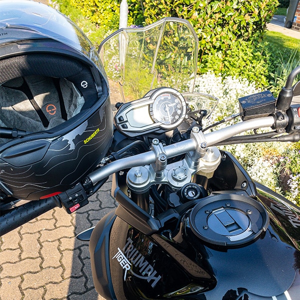 Motorradtour Schottland, Motorradcockpit