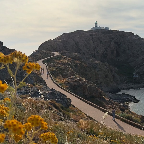 Weg zum Leuchtturm Île Rousse