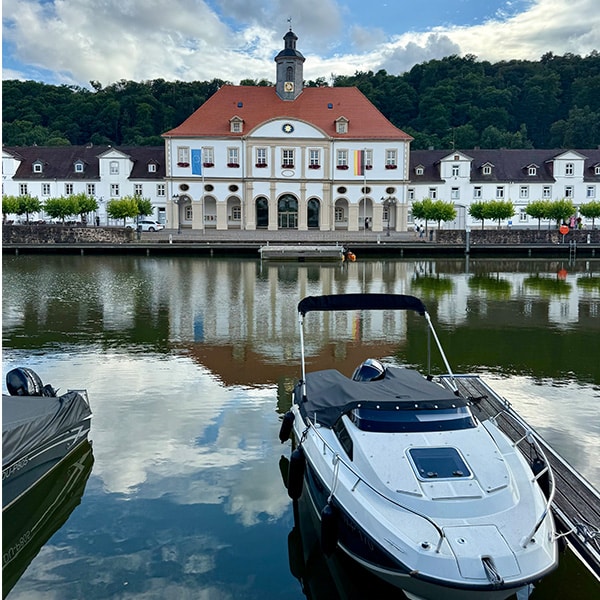 Am Stadthafen der Barockstadt Bad Karlshafen