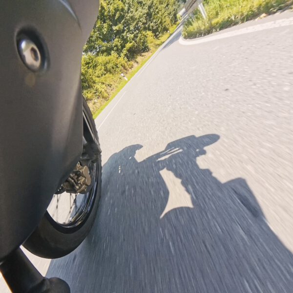 Beste Straßen ziehen einen ins Land